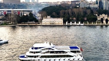 The Ultimate Istanbul Dinner Cruise Experience: A Night on the Bosphorus You Will Never Forget