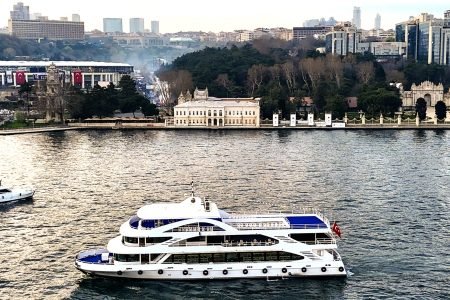 The Ultimate Istanbul Dinner Cruise Experience: A Night on the Bosphorus You Will Never Forget