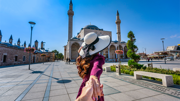What to Consider When Choosing a Night Cruise in Istanbul