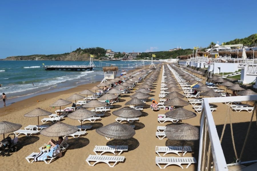 Solar Beach: Beach Tour from Istanbul with Transfer